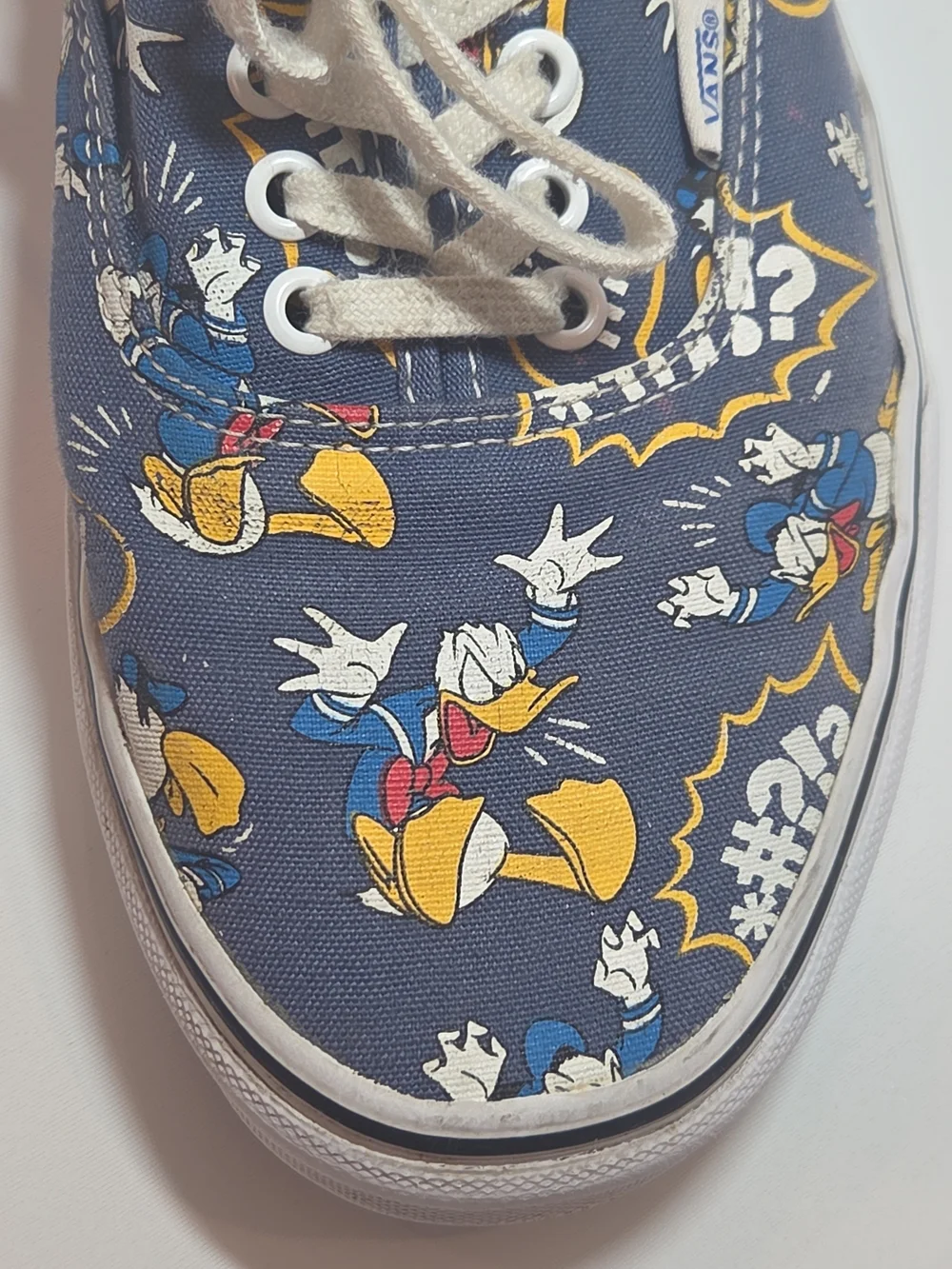 Vans Mens Size 10.5 Blue Donald Duck Disney Print Lace-Up Sneakers